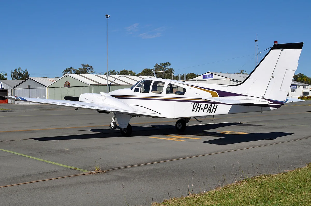 Beechcraft D55