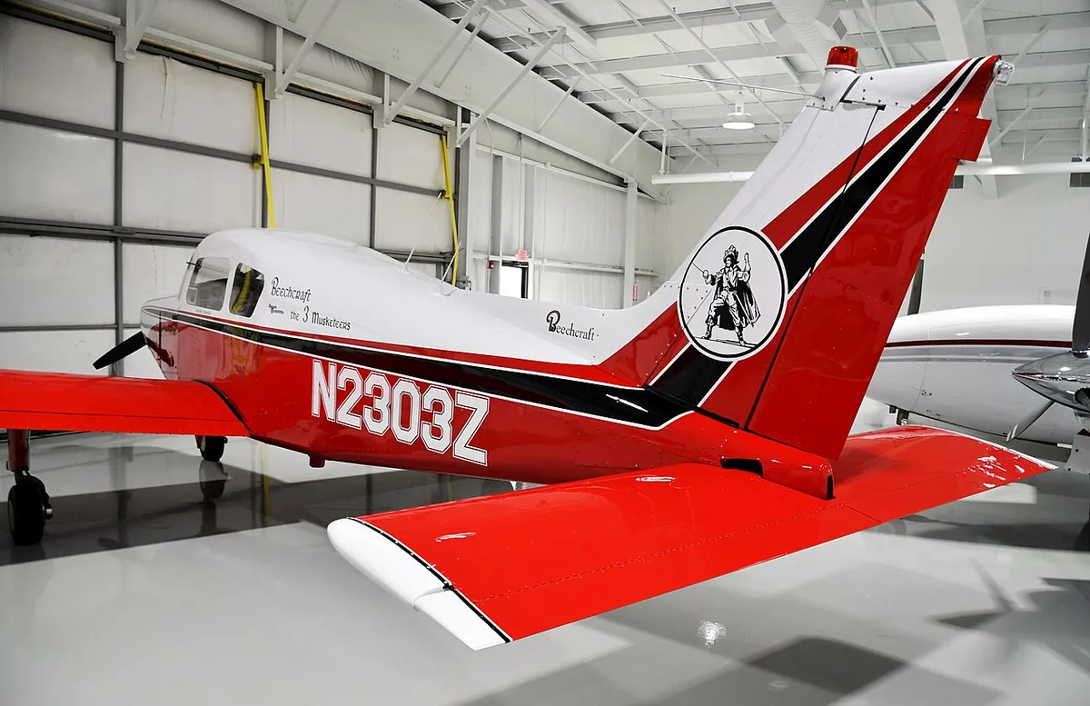 Beechcraft Musketeer / Sundowner / Sierra