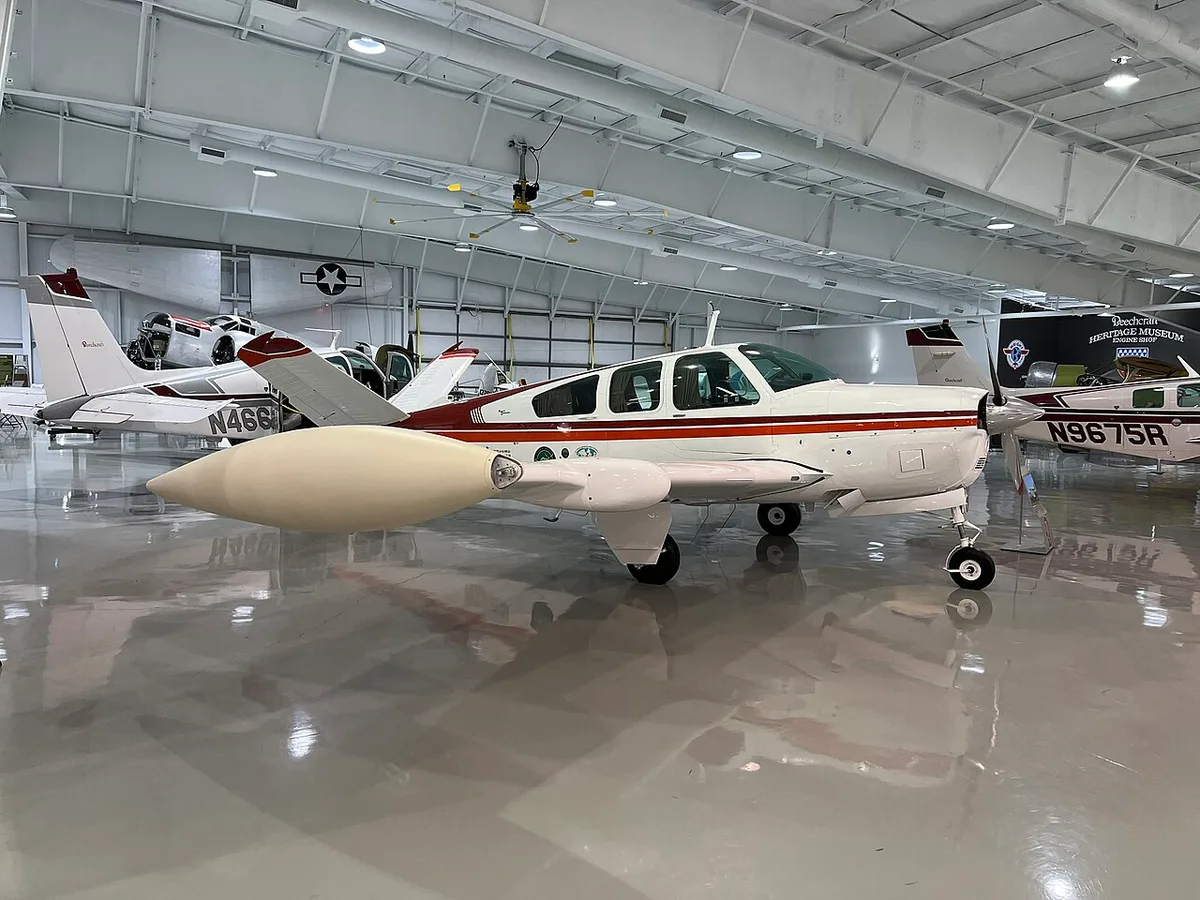Beechcraft S35