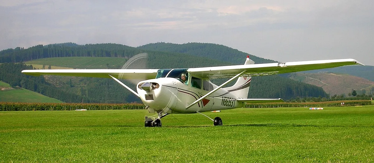 Cessna 182