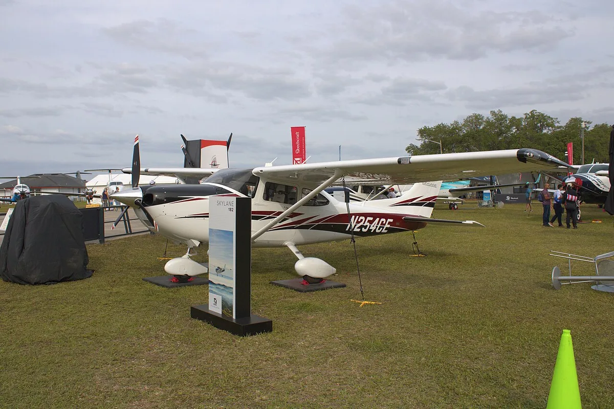 Cessna 182T