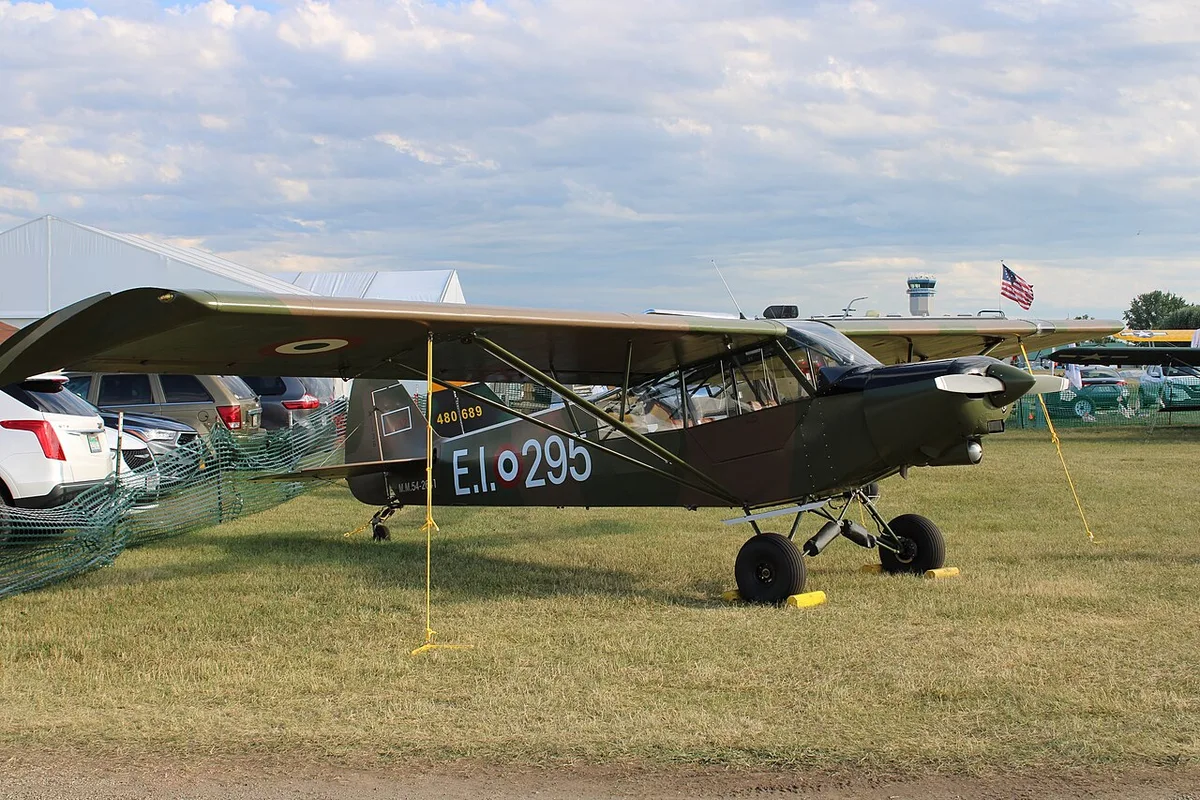 Piper PA-18-135