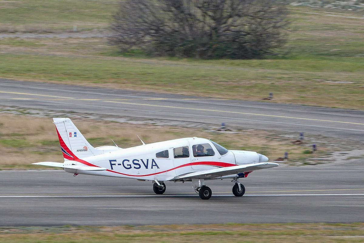 Piper PA-28-181