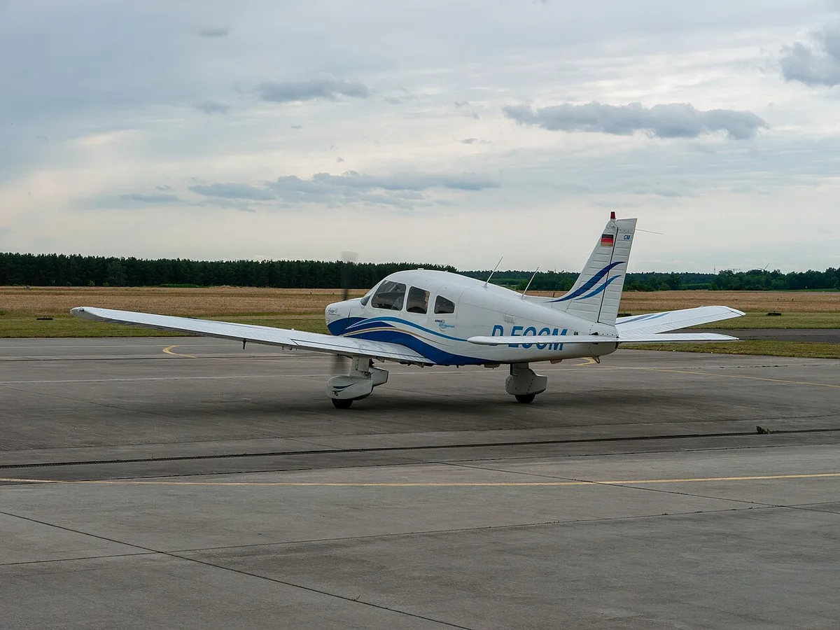 Piper PA-28RT-201