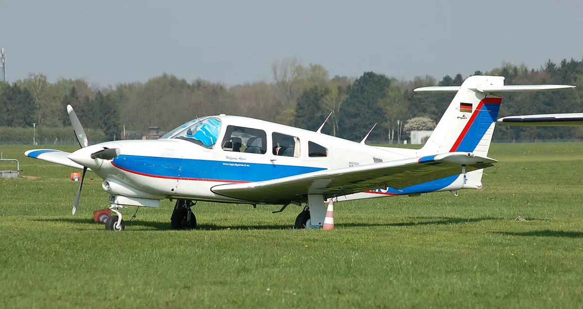 Piper PA-28RT-201T