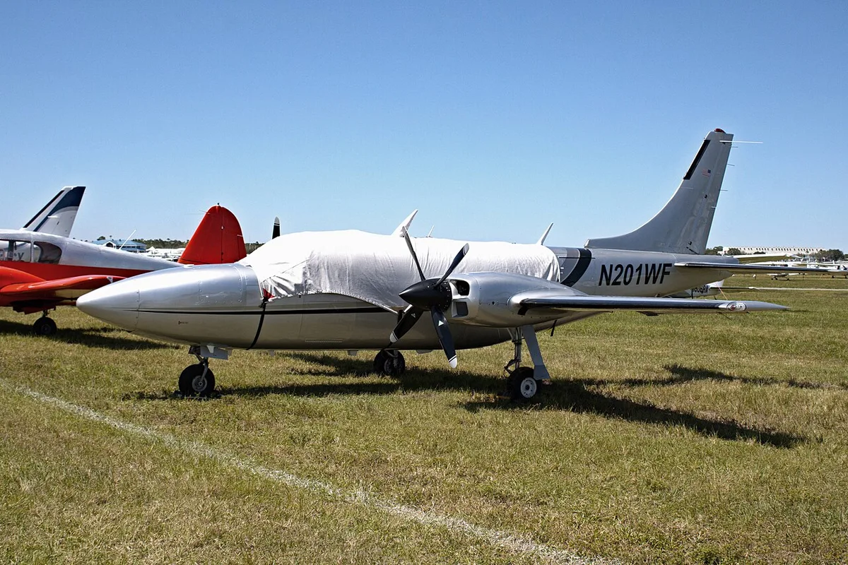 Piper PA-60-700P