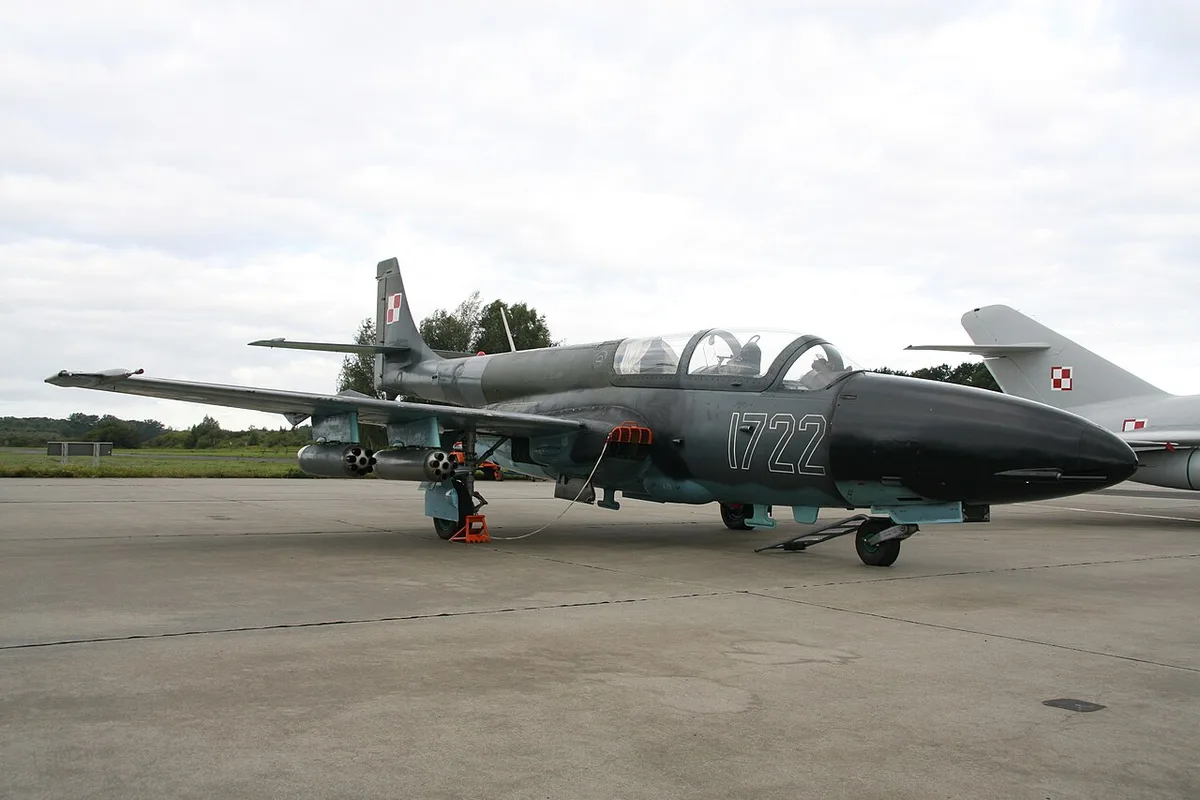 PZL Mielec TS-11 ISKRA